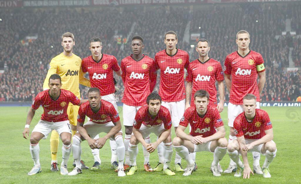 通过精巧的 通过精巧的